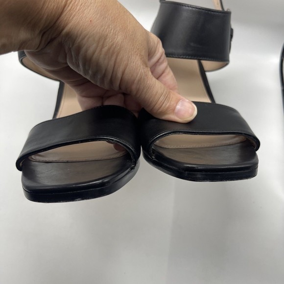 Stuart Weitzman Partilow Black Leather Sandal Sz 8 Wide - Picture 7 of 10